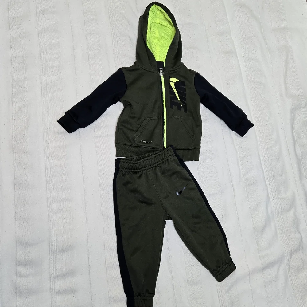 Nike Little Boys Tracksuit Full-Zip Hoodie & Jogger Pants‎ Set Dark Green 12M - Picture 3 of 13